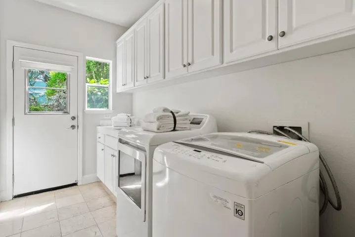 456 Silverwood Drive, Scotts Valley, California 95066