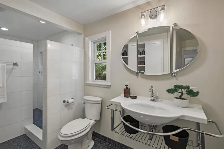 37 Church Street, Mountain View, California 94041