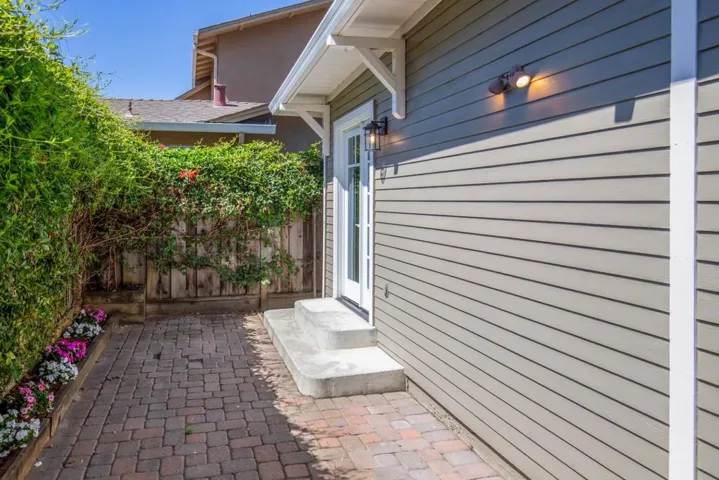 37 Church Street, Mountain View, California 94041