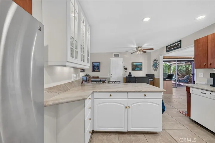 1400 W Mayberry, Hemet, California 92543