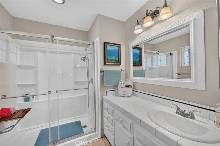 1400 W Mayberry, Hemet, California 92543