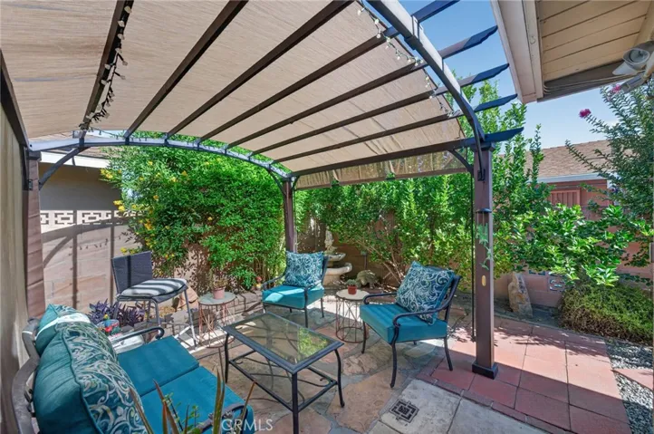1400 W Mayberry, Hemet, California 92543