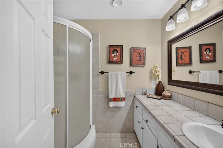 1400 W Mayberry, Hemet, California 92543