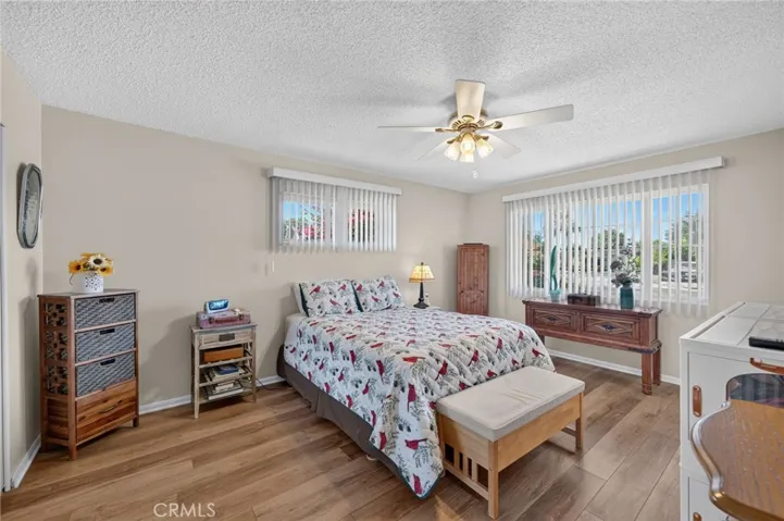 1400 W Mayberry, Hemet, California 92543