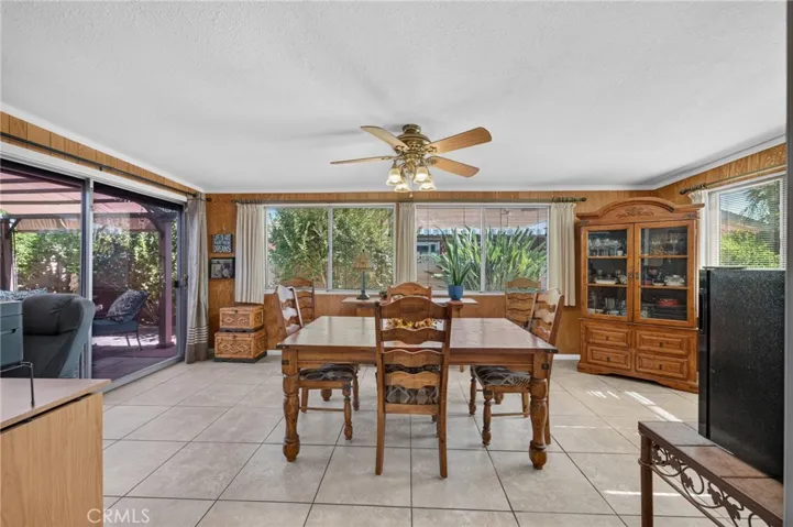 1400 W Mayberry, Hemet, California 92543