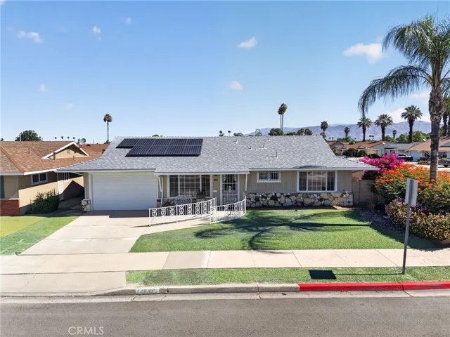 1400 W Mayberry, Hemet, California 92543