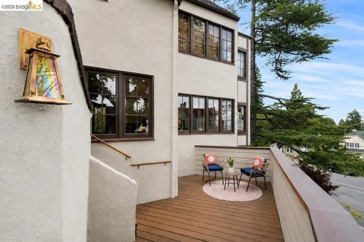 1635 Le Roy Ave 1, Berkeley, California 94709