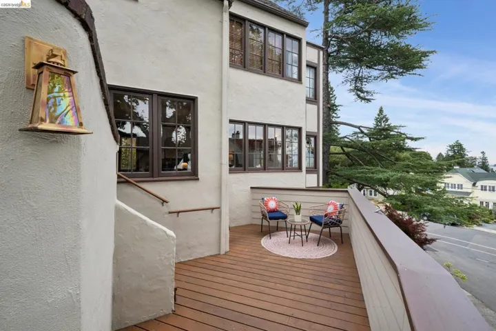 1635 Le Roy Ave 1, Berkeley, California 94709