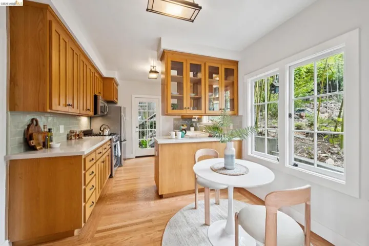 1635 Le Roy Ave 1, Berkeley, California 94709