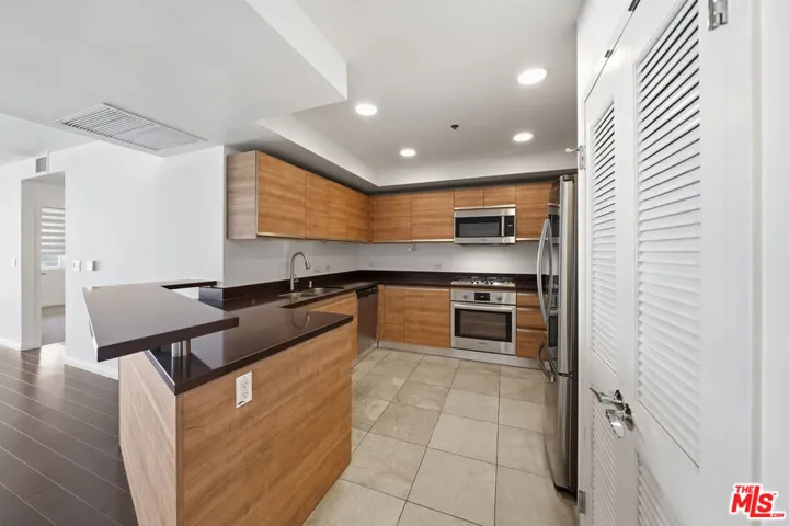 3785 Wilshire Boulevard 1607, Los Angeles, California 90010