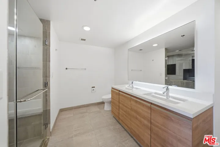 3785 Wilshire Boulevard 1607, Los Angeles, California 90010