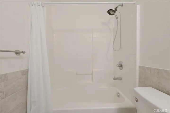 2180 Stonewood, Mentone, California 92359