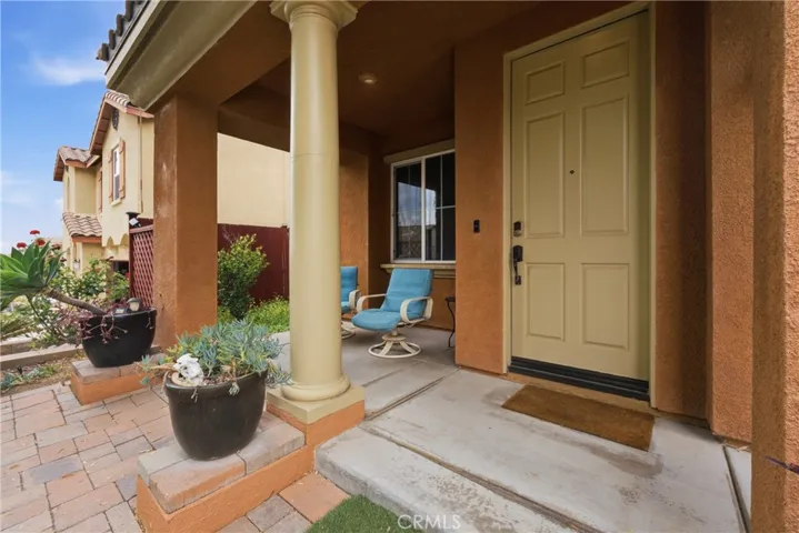 2180 Stonewood, Mentone, California 92359