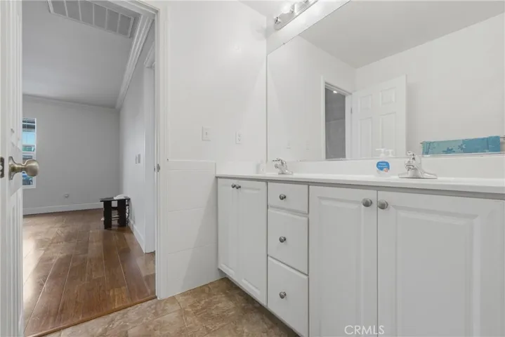 2180 Stonewood, Mentone, California 92359