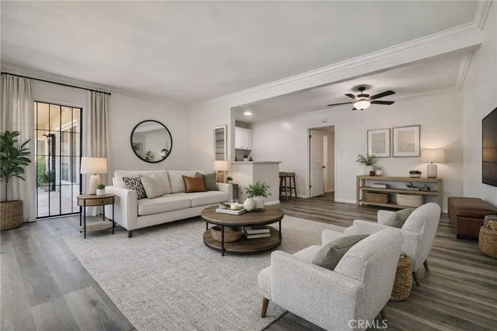 1835 W Crestwood 1, Anaheim, California 92804