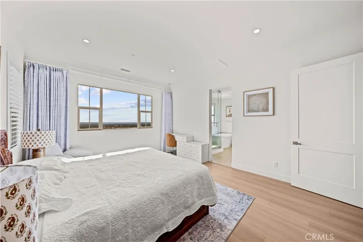 103 Eversedge, Irvine, California 92618