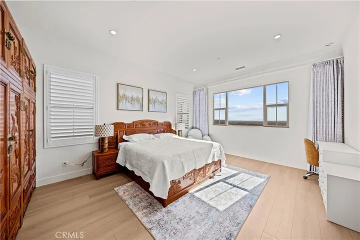 103 Eversedge, Irvine, California 92618