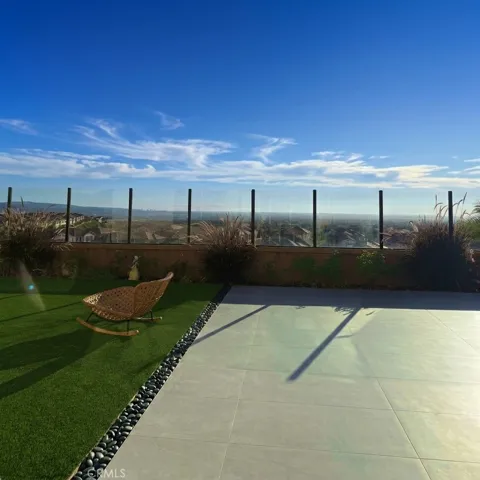 103 Eversedge, Irvine, California 92618