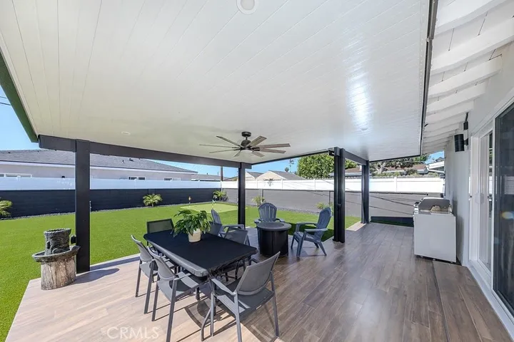 6072 Mahogany Ave, Westminster, California 92683