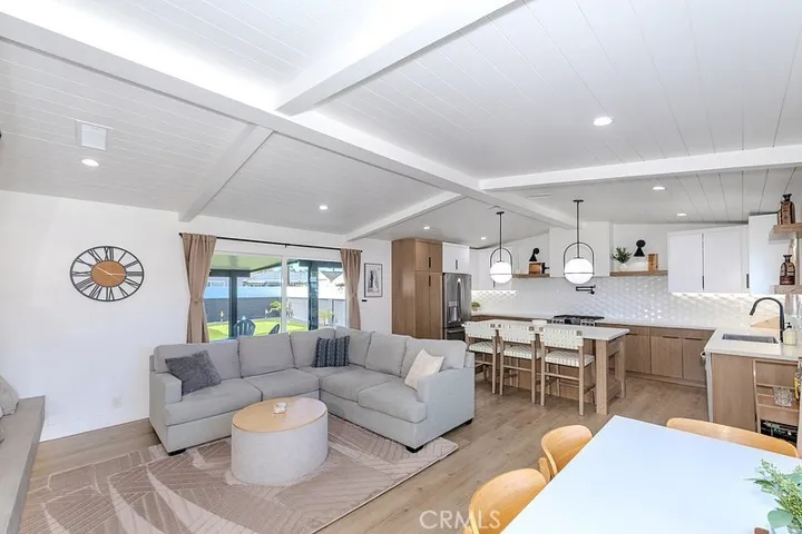 6072 Mahogany Ave, Westminster, California 92683