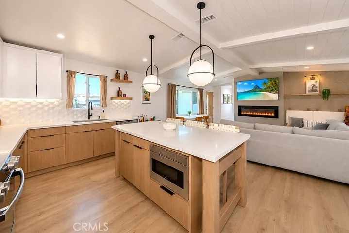 6072 Mahogany Ave, Westminster, California 92683