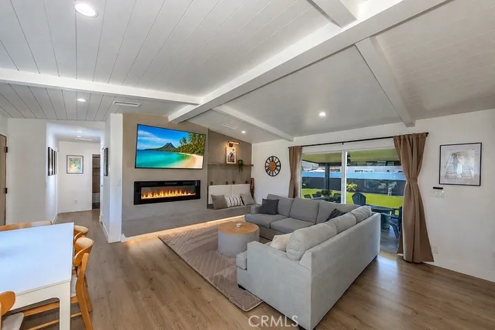 6072 Mahogany Ave, Westminster, California 92683