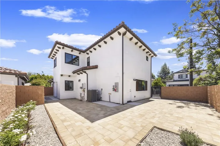 5461 Sultana Avenue, Temple City, California 91780