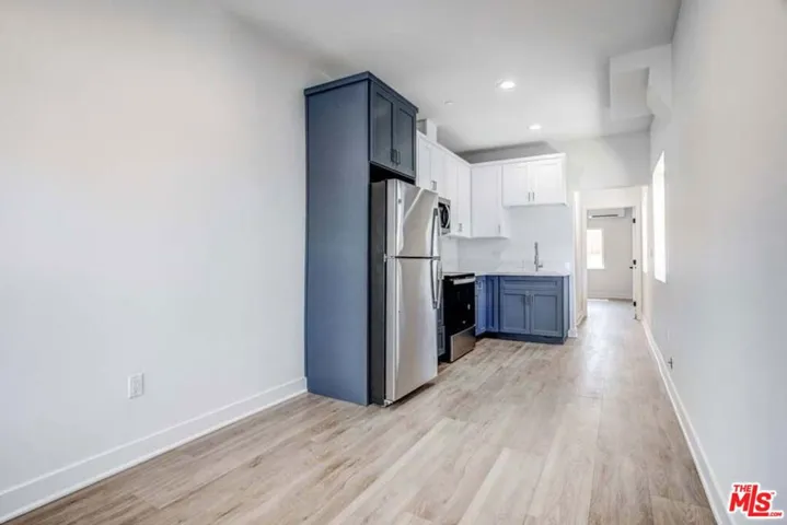 624 W 83rd Street 626 1/4, Los Angeles, California 90044