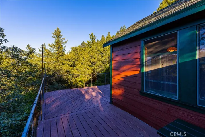 21747 Ridge Drive, Cedarpines Park, California 92322