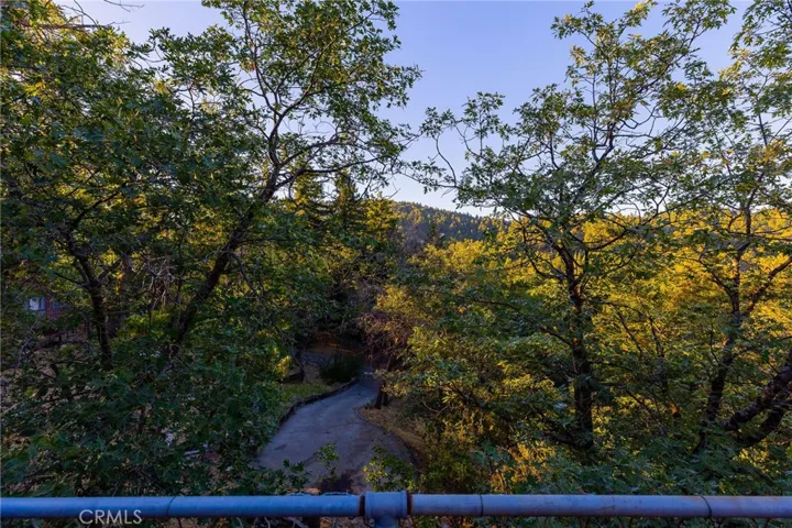 21747 Ridge Drive, Cedarpines Park, California 92322