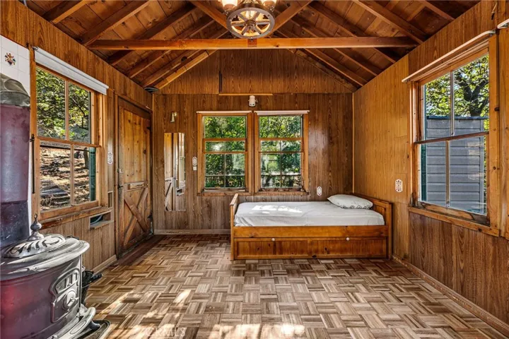 21747 Ridge Drive, Cedarpines Park, California 92322