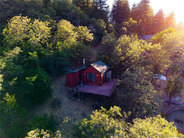 21747 Ridge Drive, Cedarpines Park, California 92322