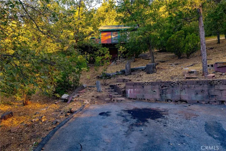 21747 Ridge Drive, Cedarpines Park, California 92322