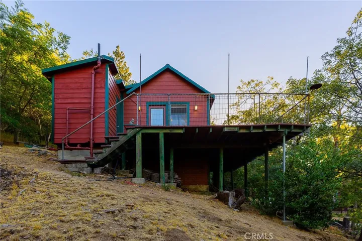 21747 Ridge Drive, Cedarpines Park, California 92322