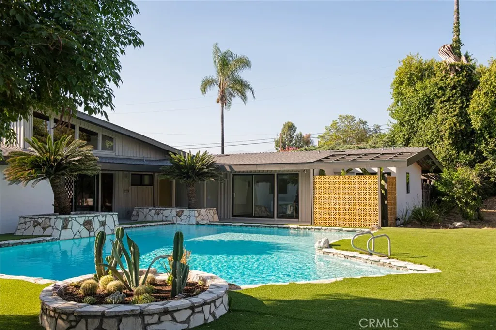 3460 Rancho Rio Bonita