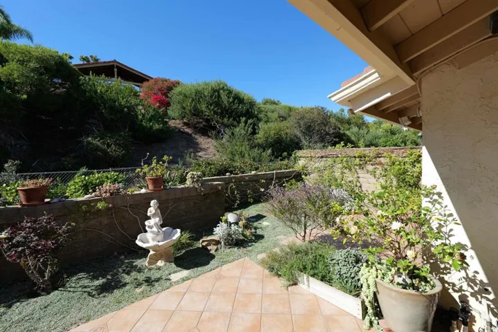 5954 Caminito Cardelina, La Jolla, California 92037