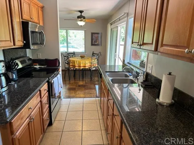 471 Bay Meadows Way, Solana Beach, California 92075