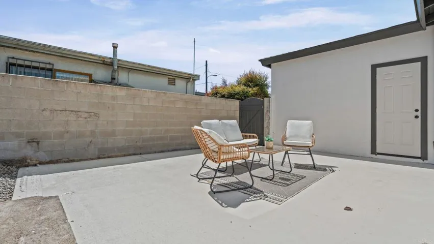 4588 Manitou Way, San Diego, California 92117