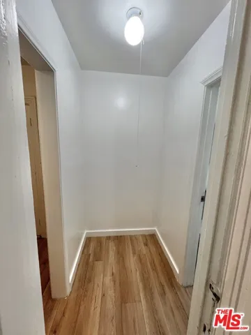 934 1/2 S Berendo Street, Los Angeles, California 90006