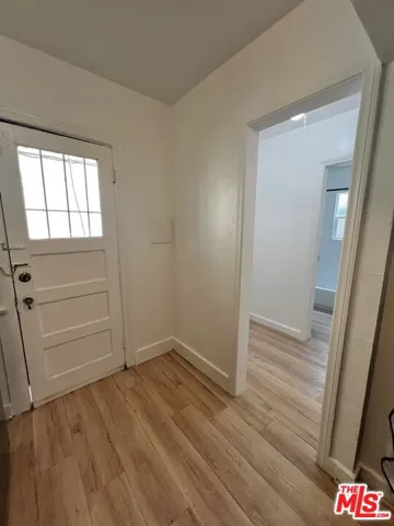 934 1/2 S Berendo Street, Los Angeles, California 90006