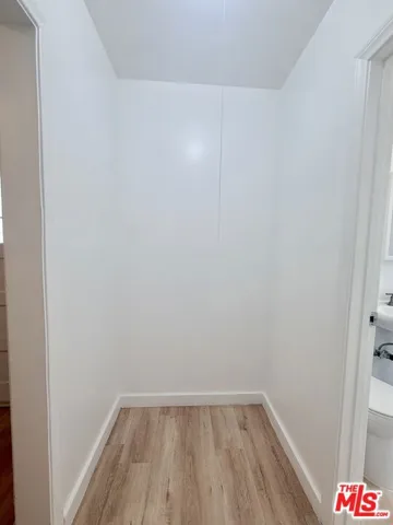 934 1/2 S Berendo Street, Los Angeles, California 90006
