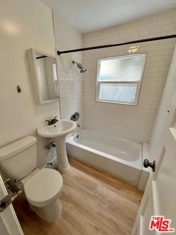 934 1/2 S Berendo Street, Los Angeles, California 90006