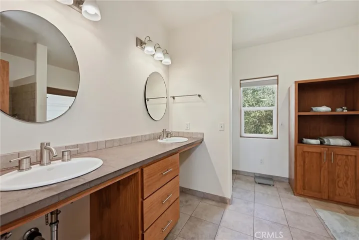 16542 Crescent Court, Hidden Valley Lake, California 95467
