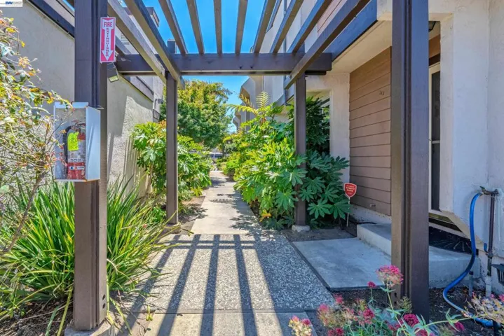 140 Castro St, San Leandro, California 94577