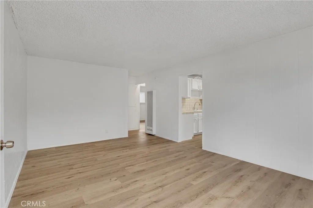 506 S Kern Avenue, Los Angeles, California 90022 — photo 5