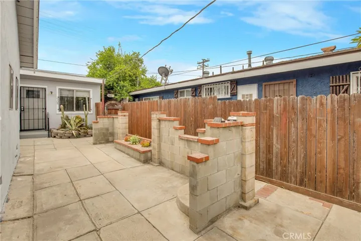 506 S Kern Avenue, Los Angeles, California 90022