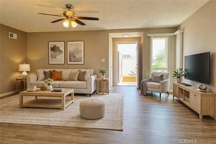 15641 Tustin Village Way 1, Tustin, California 92780