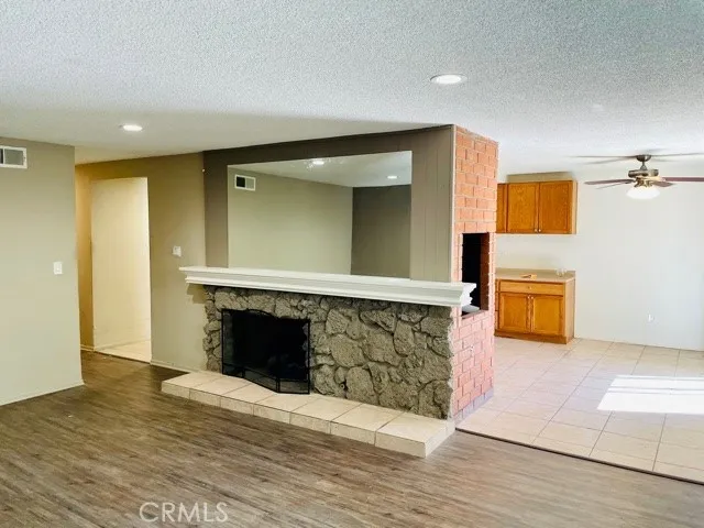 15641 Tustin Village Way 1, Tustin, California 92780