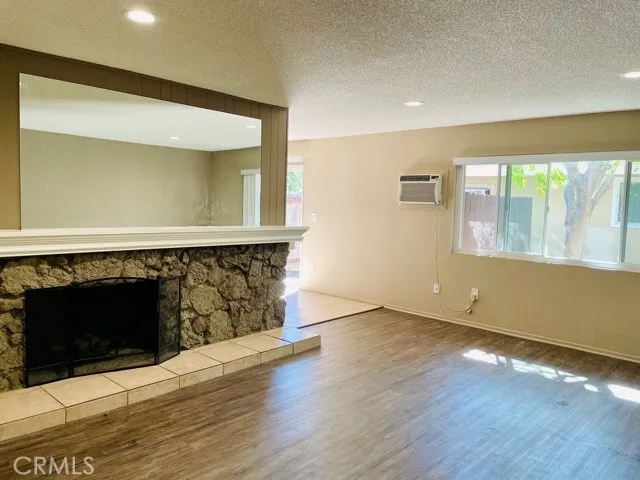 15641 Tustin Village Way 1, Tustin, California 92780