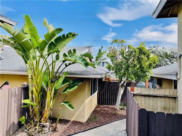 15641 Tustin Village Way 1, Tustin, California 92780